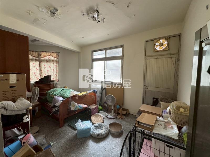潭子大面寬大地坪角間透天房屋室內格局與周邊環境