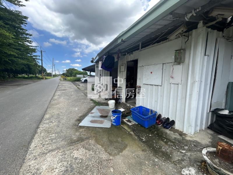 新訓中心可收租之鐵皮屋+空地房屋室內格局與周邊環境