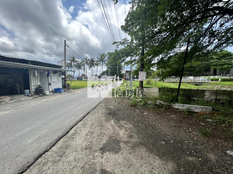 新訓中心可收租之鐵皮屋+空地房屋室內格局與周邊環境