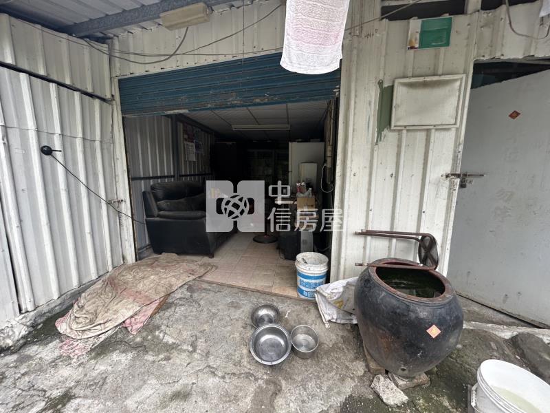 新訓中心可收租之鐵皮屋+空地房屋室內格局與周邊環境