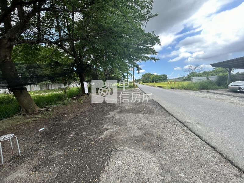 新訓中心可收租之鐵皮屋+空地房屋室內格局與周邊環境
