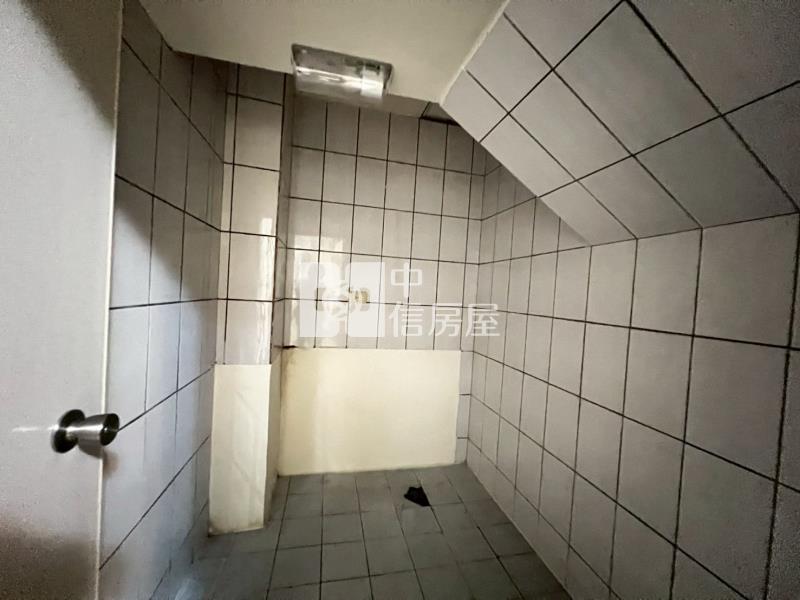 東區大智國小一樓四房美廈房屋室內格局與周邊環境