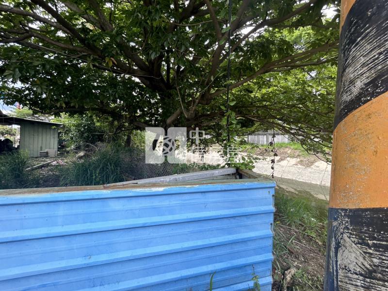 愛心人士最愛鐵皮屋+空地房屋室內格局與周邊環境