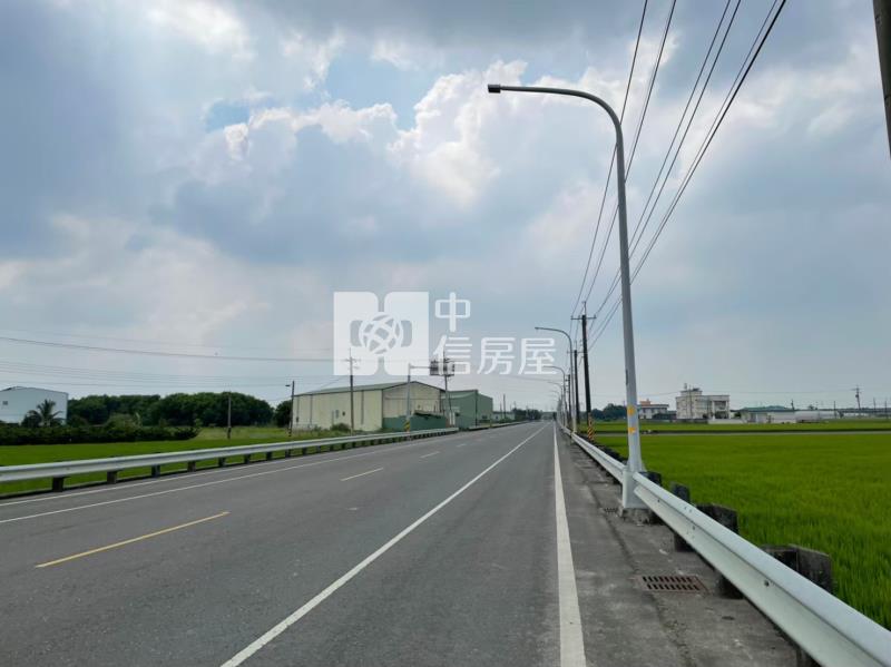 品皇咖啡旁農地房屋室內格局與周邊環境