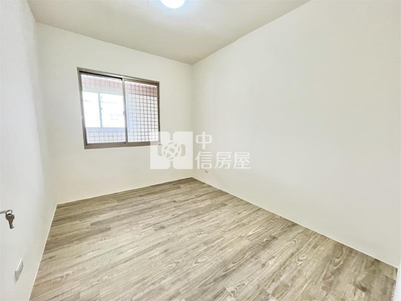 東昇麗廈三房車位房屋室內格局與周邊環境