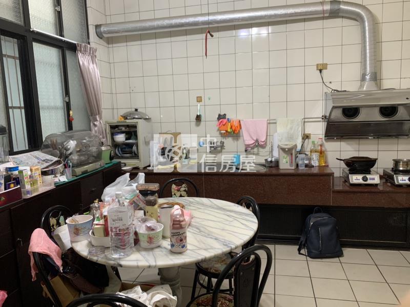 楊梅區美透天店面房屋室內格局與周邊環境