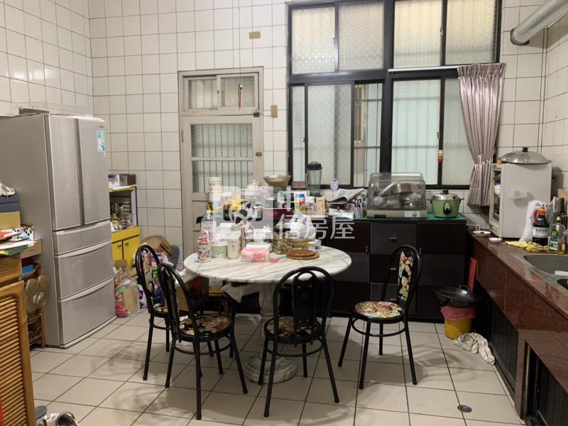 楊梅區美透天店面房屋室內格局與周邊環境