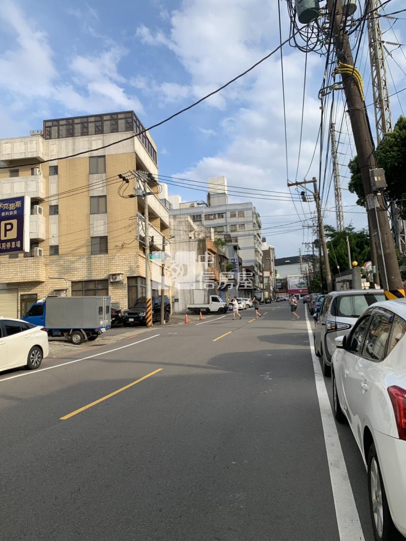 楊梅區美透天店面房屋室內格局與周邊環境