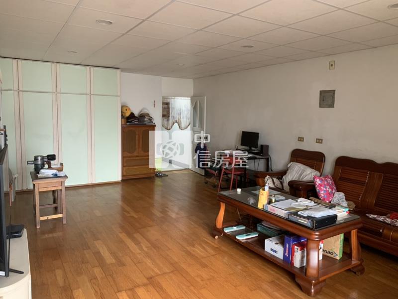 楊梅區美透天店面房屋室內格局與周邊環境