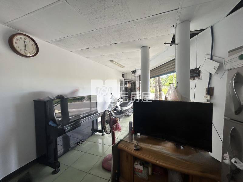新訓中心應有盡有之鐵皮屋+停車場房屋室內格局與周邊環境