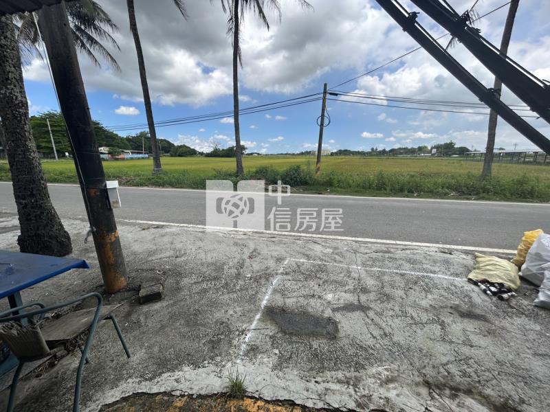 新訓中心應有盡有之鐵皮屋+停車場房屋室內格局與周邊環境