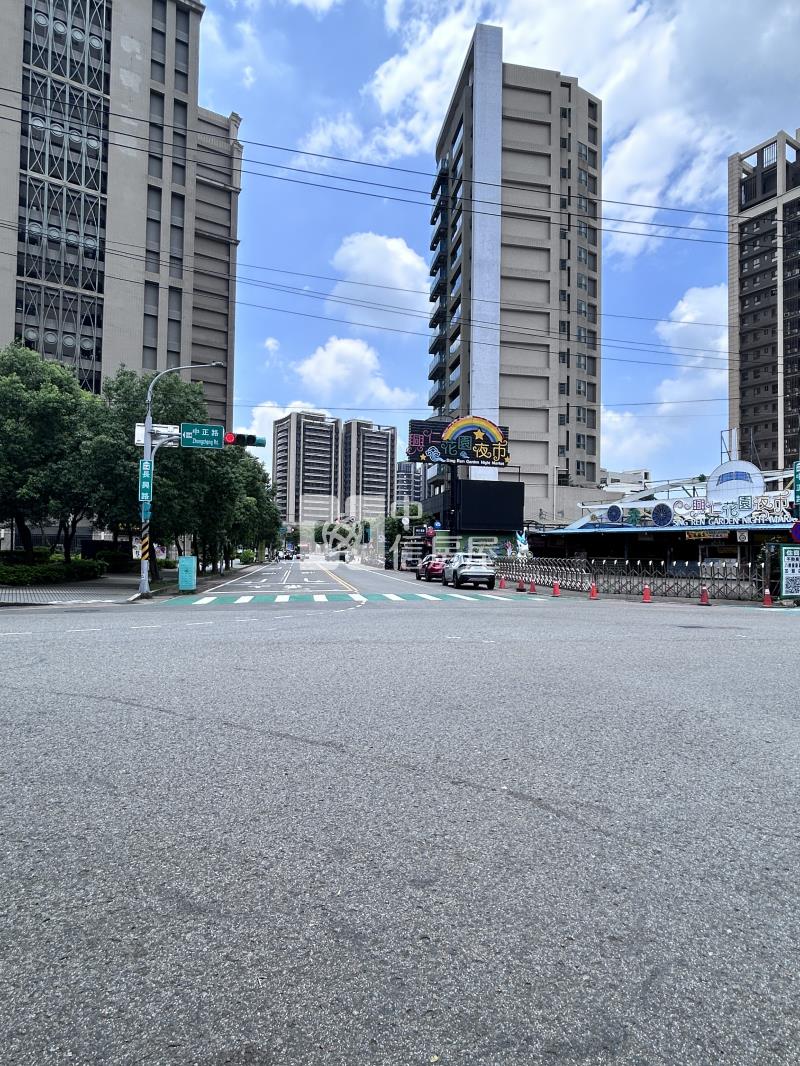 八德廣興路超大面寬臨路12米稀有建地房屋室內格局與周邊環境