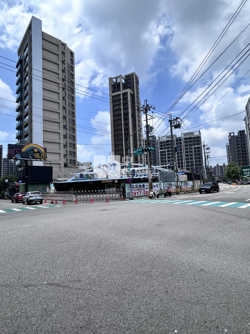 八德廣興路超大面寬臨路12米稀有建地房屋室內格局與周邊環境