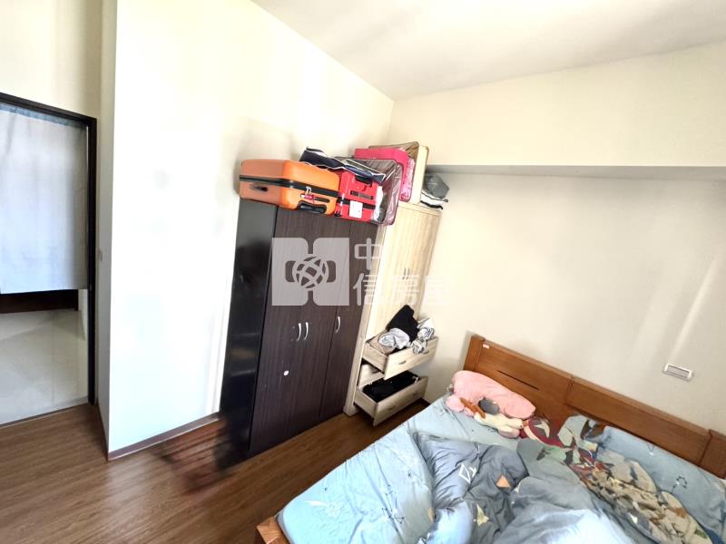公園2房車位美廈房屋室內格局與周邊環境
