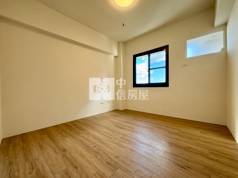至正國中景觀平車美三房房屋室內格局與周邊環境