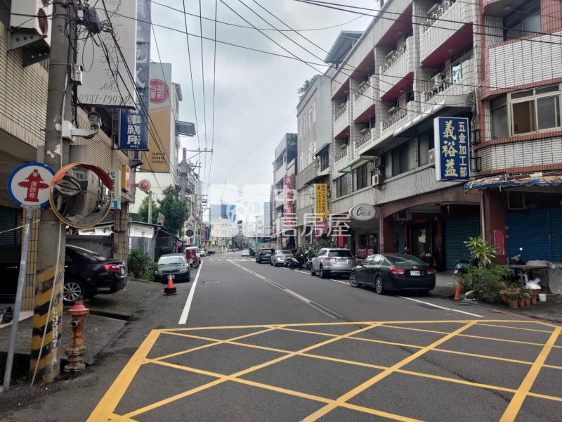 員林㊣中山南路店面房屋室內格局與周邊環境