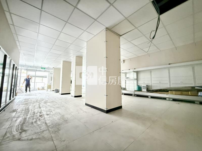 年收126萬｜全家連鎖超商承租雙面臨路9米黃金角間透店