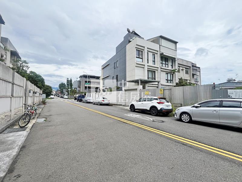 東山高中大面寬建地房屋室內格局與周邊環境