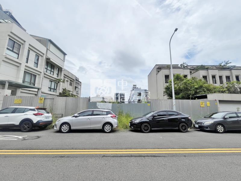東山高中大面寬建地房屋室內格局與周邊環境