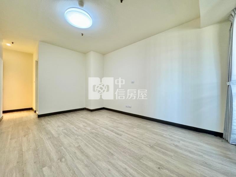 新中元年|頭家國小全新整理美視野四房附車位房屋室內格局與周邊環境