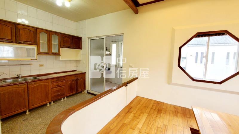 龍潭大地坪雙併美別墅房屋室內格局與周邊環境