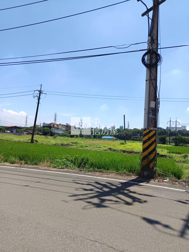 【奔馳】大溪交流道英業達旁甲種建築用地房屋室內格局與周邊環境