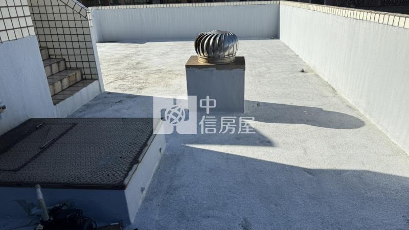 藝文特區高樓景觀戶華廈四房+輪抽車位房屋室內格局與周邊環境