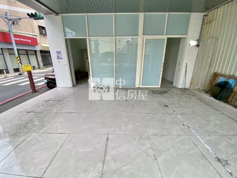 正愛心路15米大面寬電梯角間雙透店房屋室內格局與周邊環境