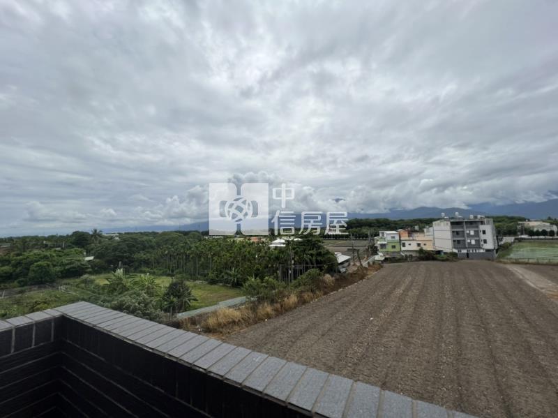 潮州全新電梯雙車墅房屋室內格局與周邊環境