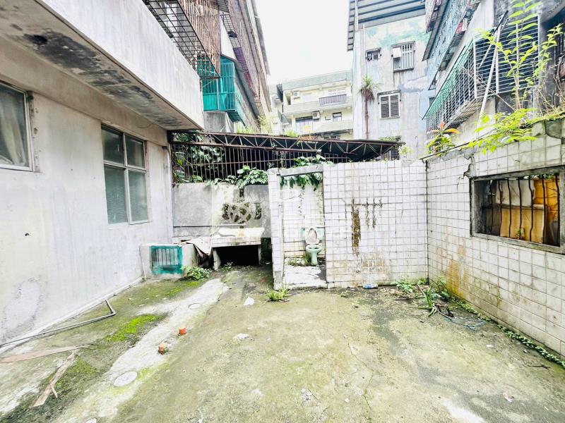宜市民權超大空間店面房屋室內格局與周邊環境