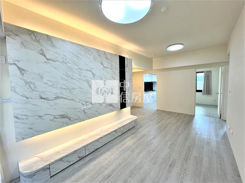 長億新平三房平車房屋室內格局與周邊環境