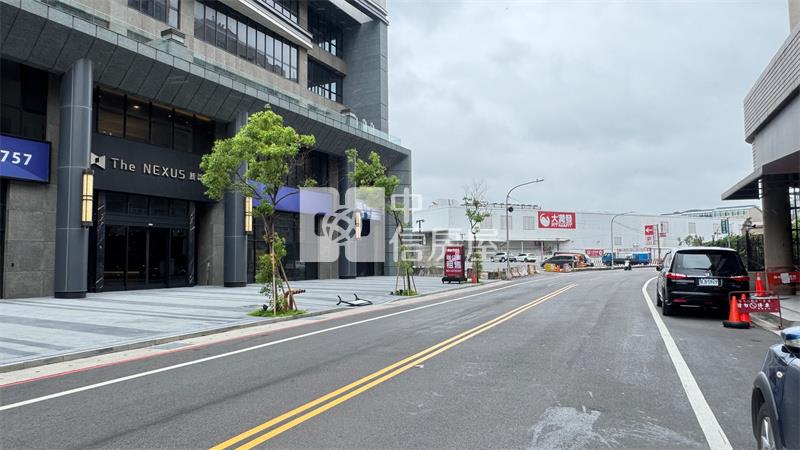 獨賣~中壢後站大潤發商圈「雙車位」房屋室內格局與周邊環境