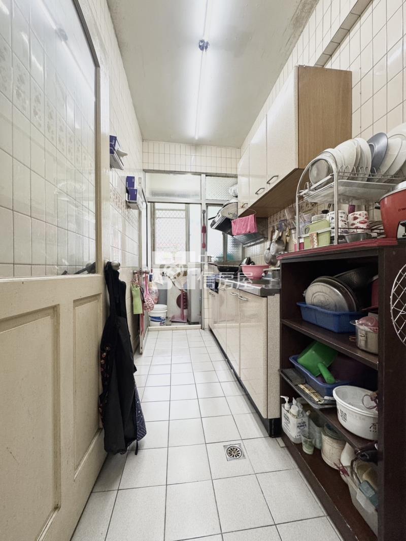 中清捷運站3F美寓房屋室內格局與周邊環境