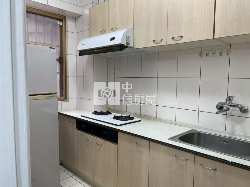 SOGO海華商圈美三房房屋室內格局與周邊環境