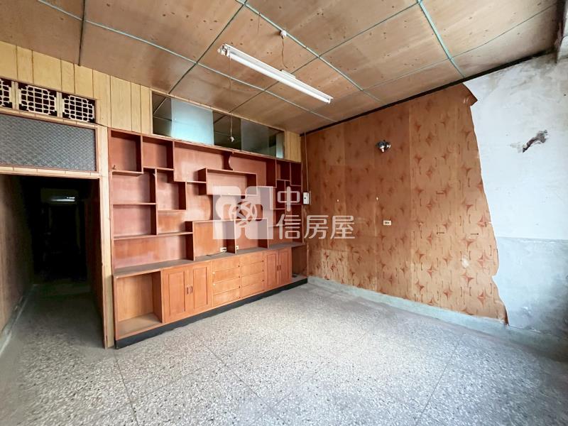 市區正中山街商業區店面房屋室內格局與周邊環境