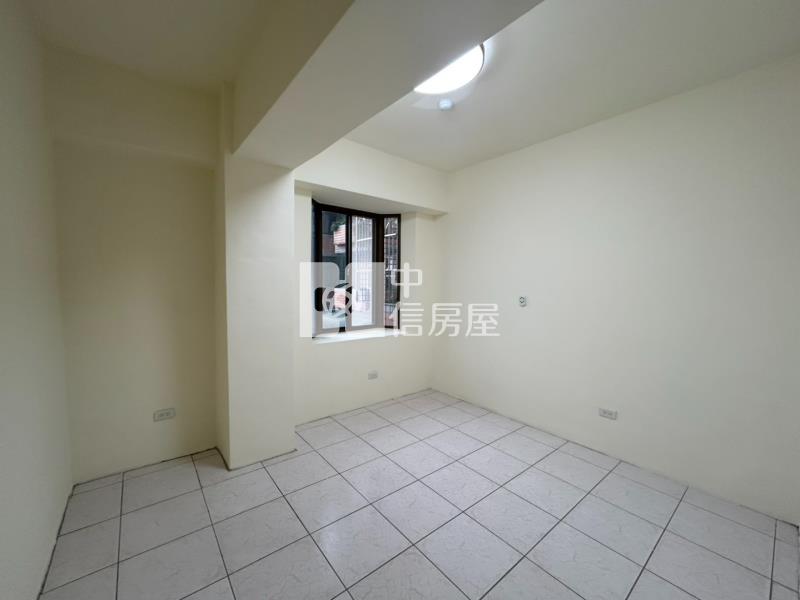 近忠貞國小電梯三房房屋室內格局與周邊環境