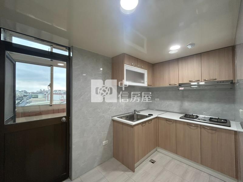 近忠貞國小電梯三房房屋室內格局與周邊環境