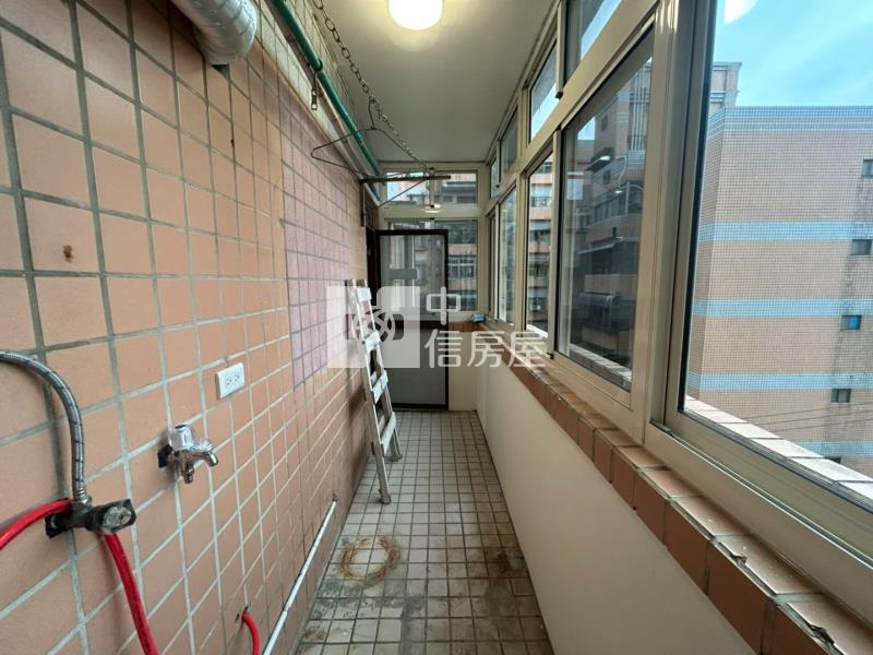近忠貞國小電梯三房房屋室內格局與周邊環境