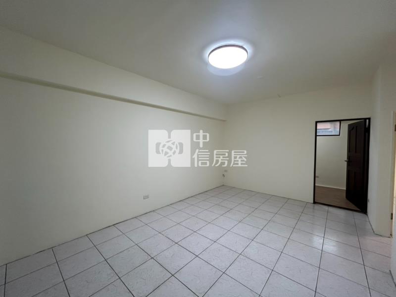 近忠貞國小電梯三房房屋室內格局與周邊環境