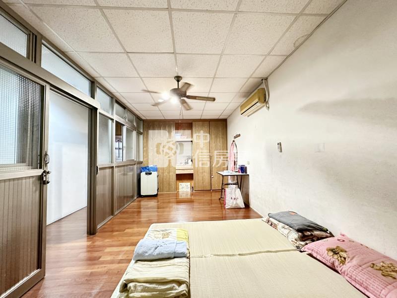 明道商圈光德國中旁臨路透店房屋室內格局與周邊環境