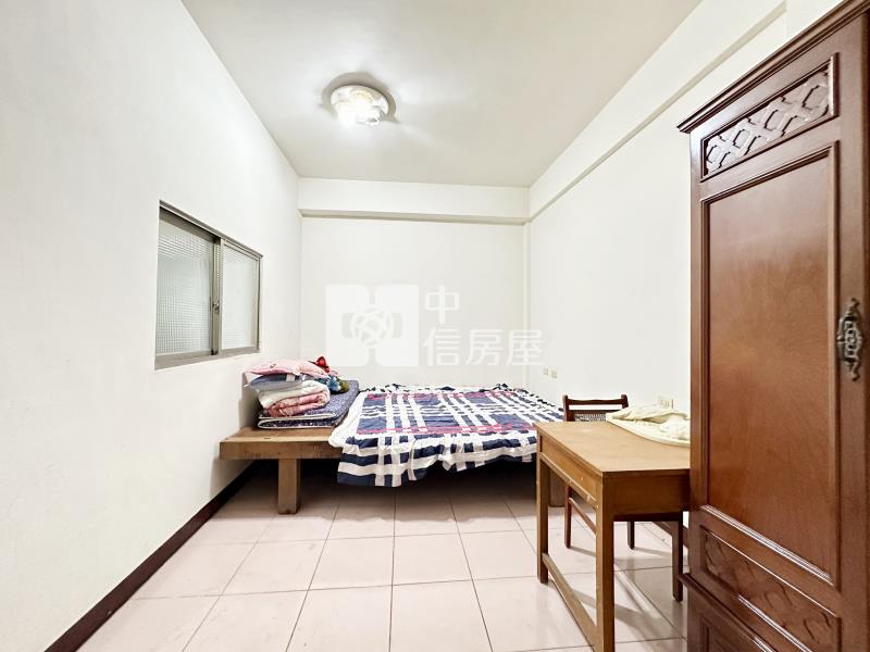 明道商圈光德國中旁臨路透店房屋室內格局與周邊環境