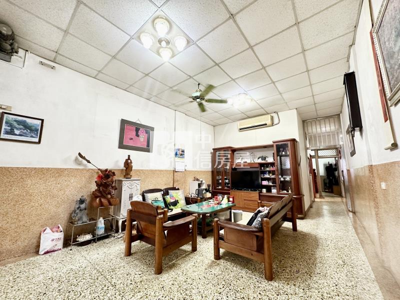 明道商圈光德國中旁臨路透店房屋室內格局與周邊環境