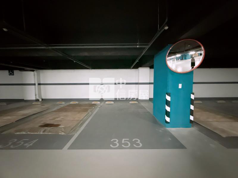 春福興波三房雙平車房屋室內格局與周邊環境
