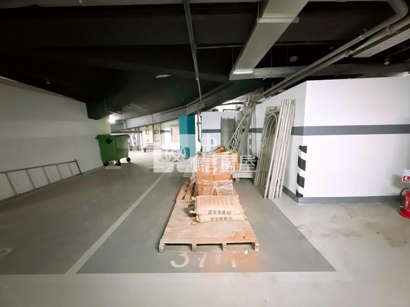春福興波三房雙平車房屋室內格局與周邊環境