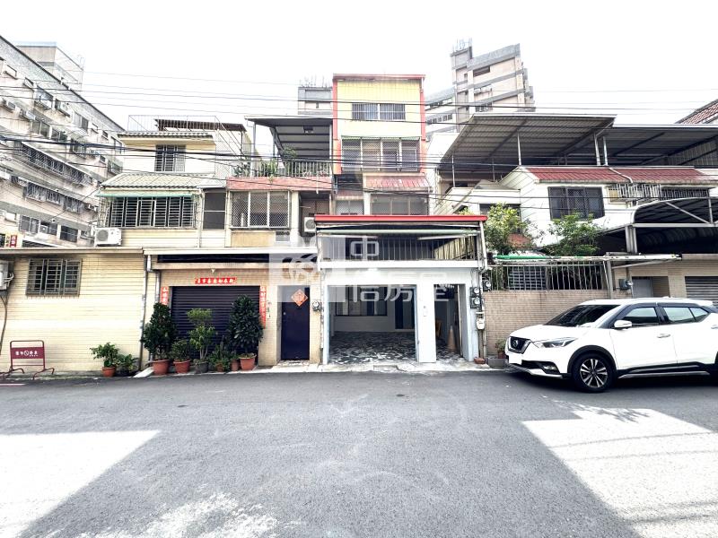 樹孝8米活路孝親車庫美墅房屋室內格局與周邊環境