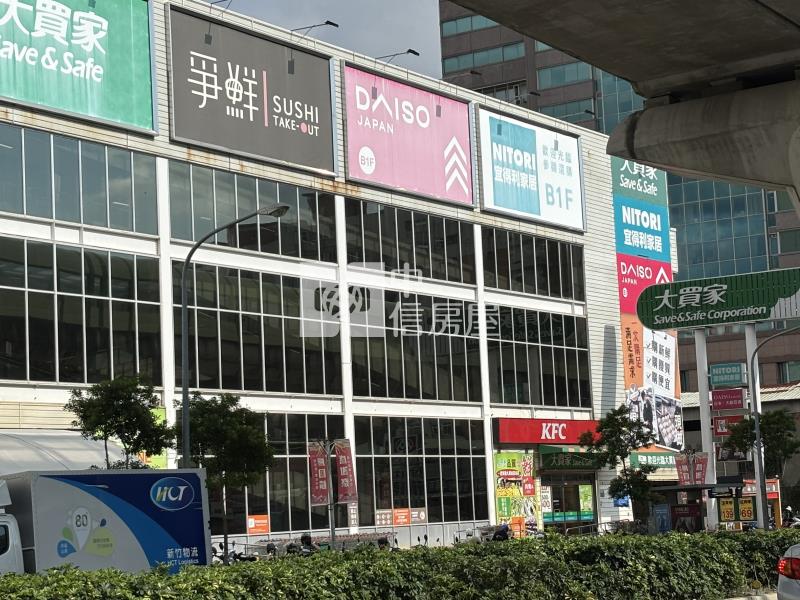 舊社公園朝南全新美三房平車房屋室內格局與周邊環境