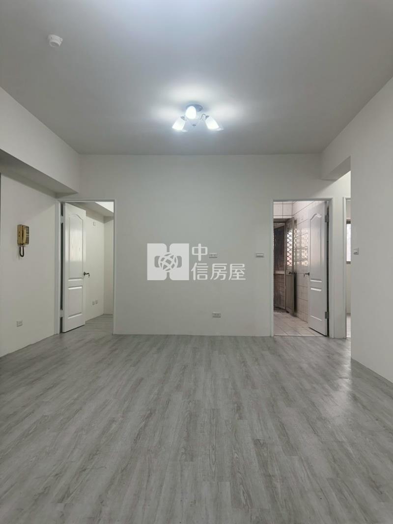 南區雙陽台美三房+車位房屋室內格局與周邊環境