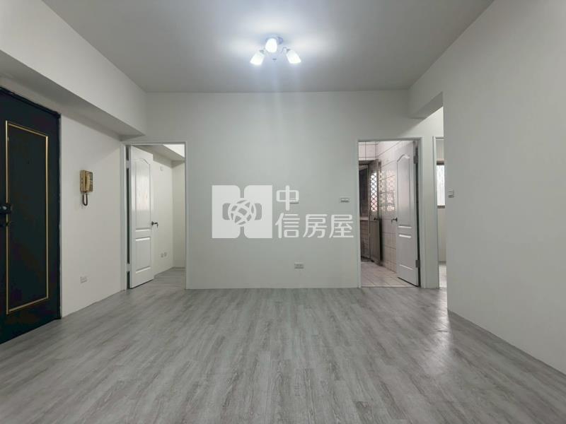 南區雙陽台美三房+車位房屋室內格局與周邊環境