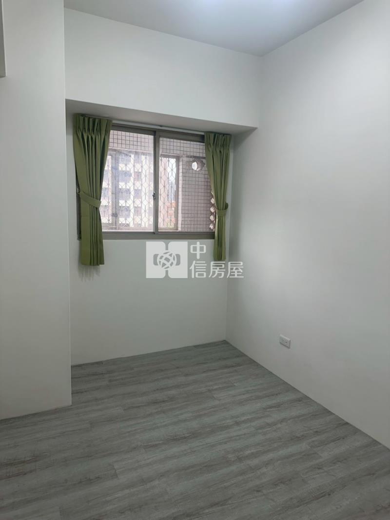 南區雙陽台美三房+車位房屋室內格局與周邊環境