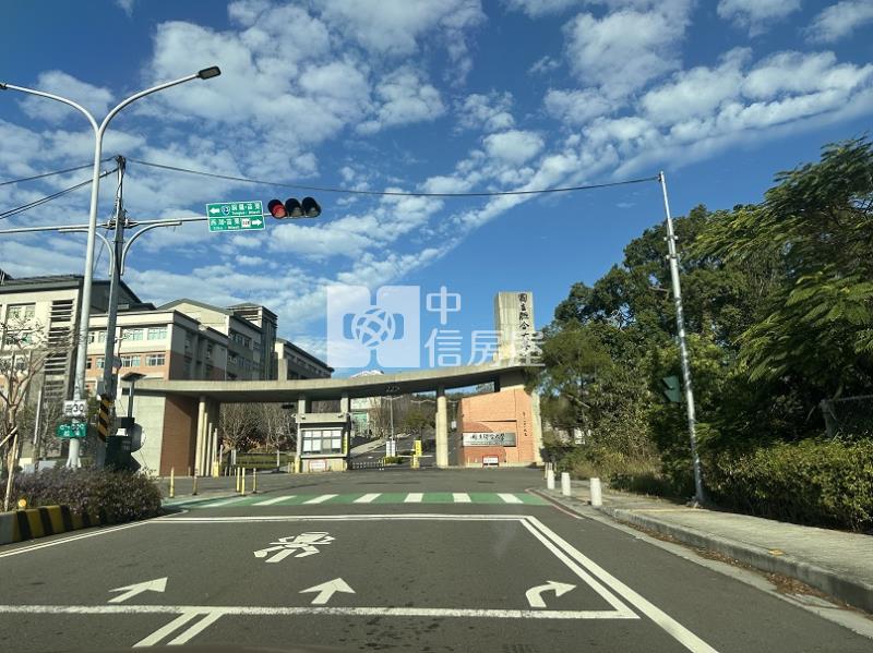 G041苗栗聯大段丙種景觀建地房屋室內格局與周邊環境